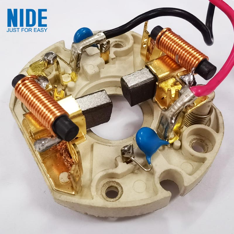 Ukuthi amabhulashi ekhabhoni athuthukisa kanjani ukusebenza kwezimoto nokuphila isikhathi eside